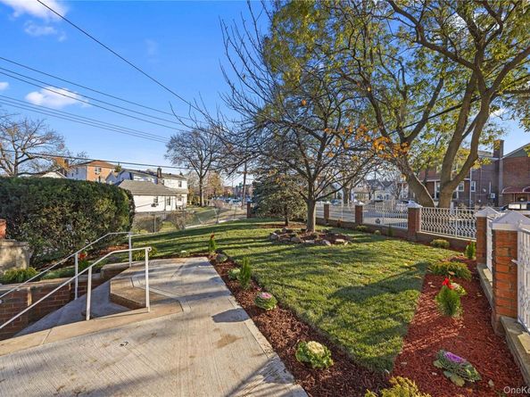 3135 Spencer Drive, Bronx NY 10465