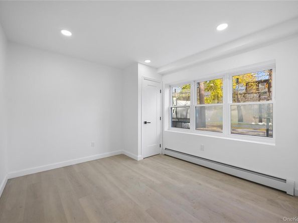 3135 Spencer Drive, Bronx NY 10465