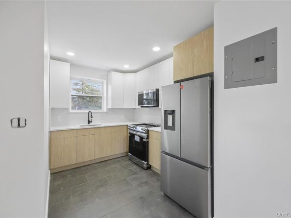 3135 Spencer Drive, Bronx NY 10465