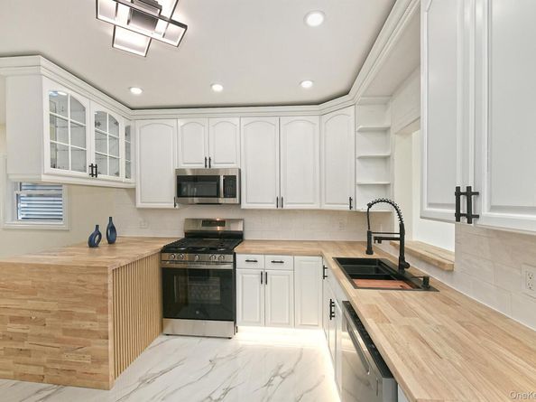 116 Beach Avenue, Bellmore NY 11710