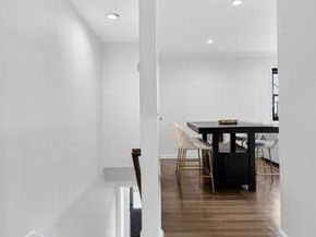 127 Fifteenth Street E2, Garden City NY 11530