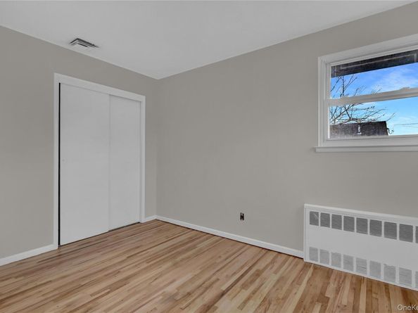 101 Beverly Place, Levittown NY 11756