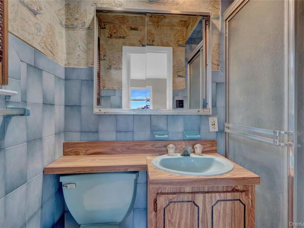 101 Beverly Place, Levittown NY 11756