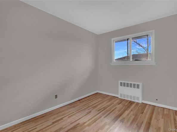 101 Beverly Place, Levittown NY 11756