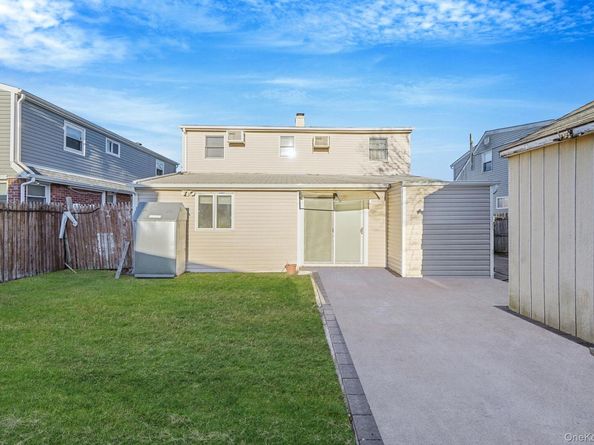 897 Washington Avenue, Westbury NY 11590