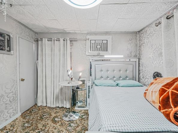 897 Washington Avenue, Westbury NY 11590