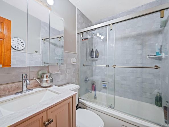 897 Washington Avenue, Westbury NY 11590