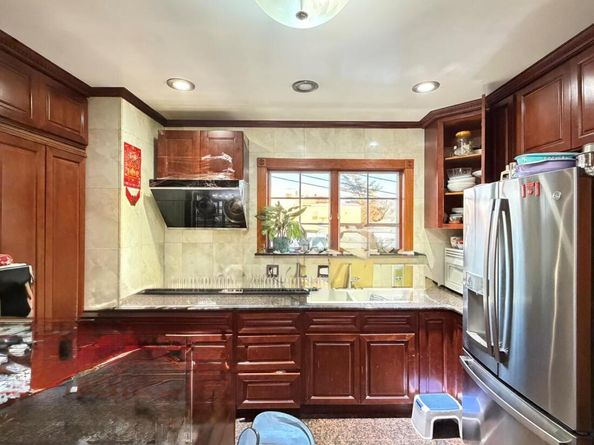 111-20 14th Road, College Point NY 11356