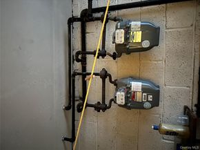 40 Autumn Avenue, Brooklyn NY 11208