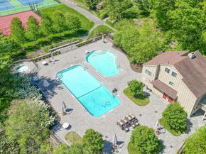 156 Stone Meadow, South Salem NY 10590
