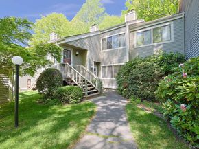 156 Stone Meadow, South Salem NY 10590