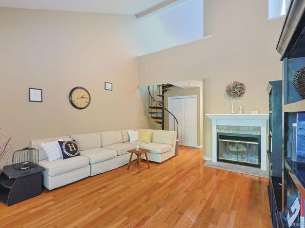 156 Stone Meadow, South Salem NY 10590