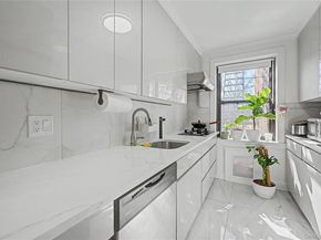 21102 73rd Avenue 3H, Oakland Gardens NY 11364