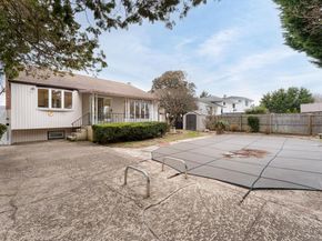2547 Army Place, Bellmore NY 11710