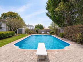 2547 Army Place, Bellmore NY 11710