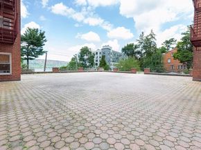 1 Hawley Terrace 1F, Yonkers NY 10701