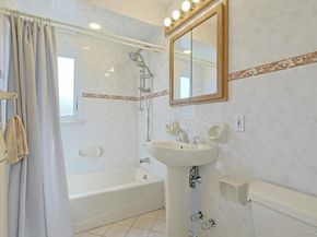 1988 B Powell Avenue, Bronx NY 10472