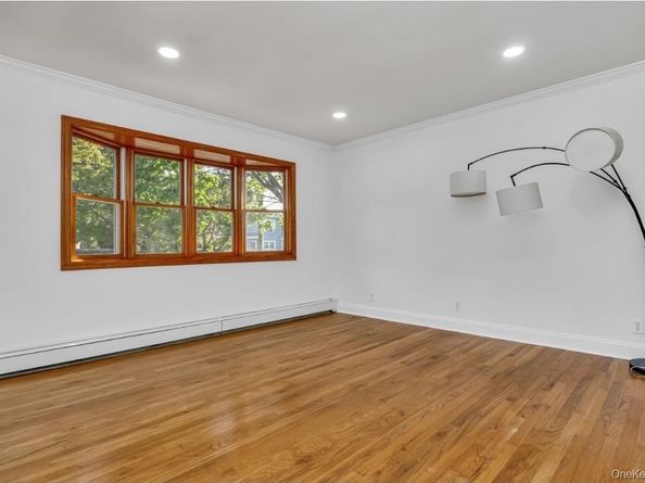 31 Fuller Avenue, West Babylon NY 11704