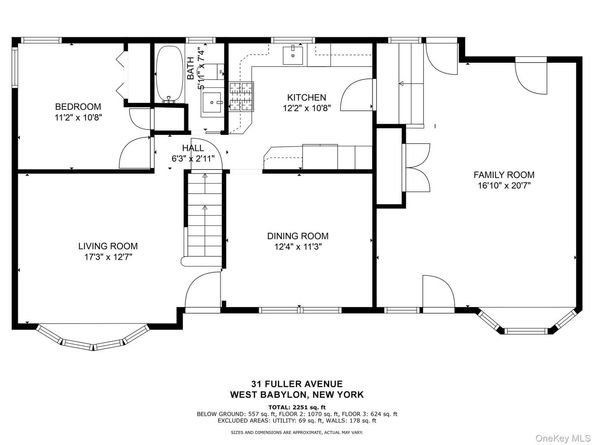 31 Fuller Avenue, West Babylon NY 11704