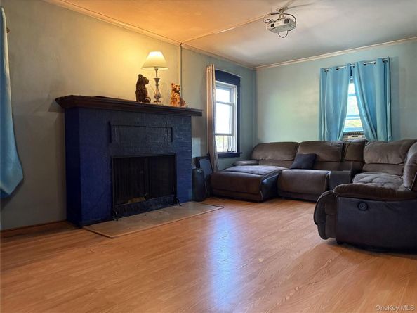 34 Hilltop Avenue, New Rochelle NY 10801