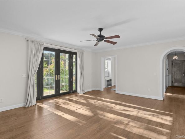 6 Brooklands GC, Bronxville NY 10708