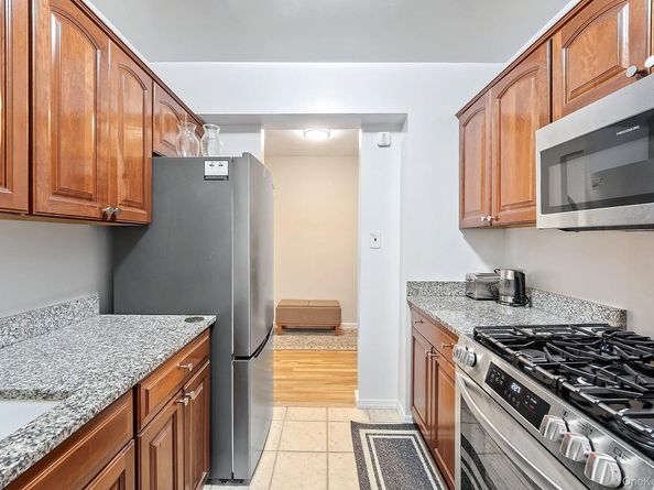 629 Kappock Street 6J, Bronx NY 10463