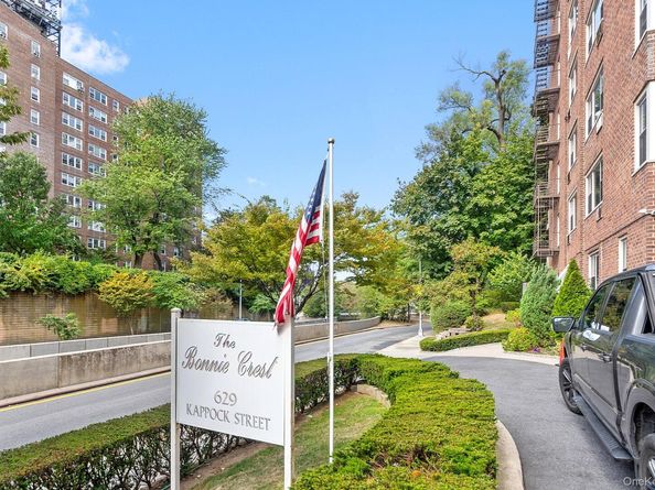 629 Kappock Street 6J, Bronx NY 10463