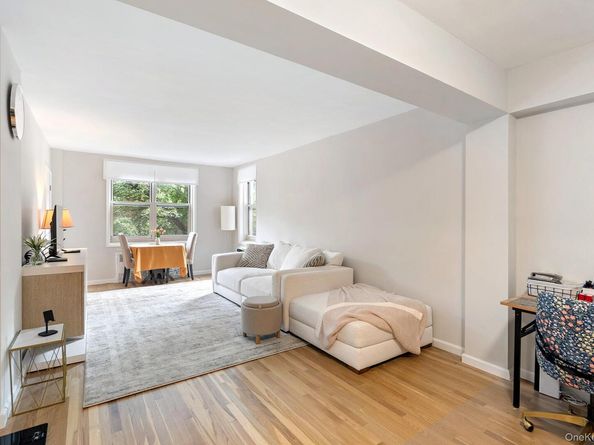 629 Kappock Street 6J, Bronx NY 10463