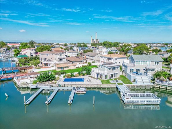 210 Saratoga Boulevard, Island Park NY 11558