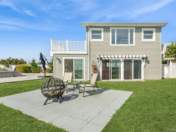 210 Saratoga Boulevard, Island Park NY 11558