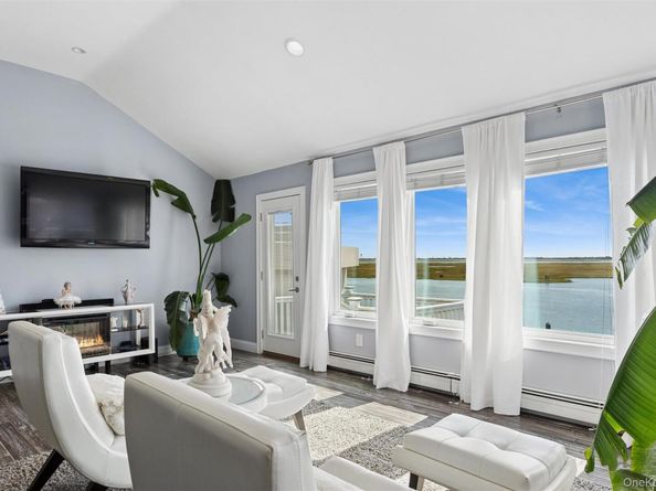 210 Saratoga Boulevard, Island Park NY 11558