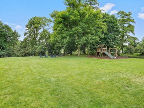 1 Midland Gardens 4A, Bronxville NY 10708
