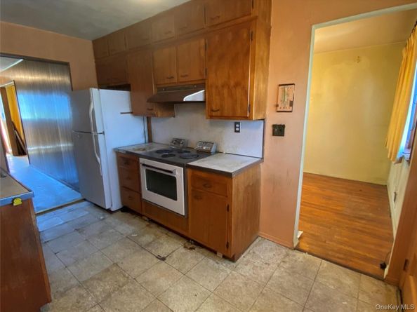 4 Gerri Lane, Yonkers NY 10703