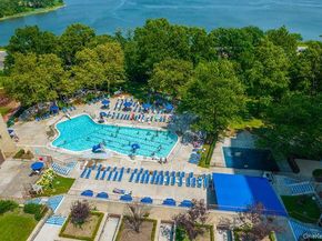 18-15 215th Street 9R, Bayside NY 11360