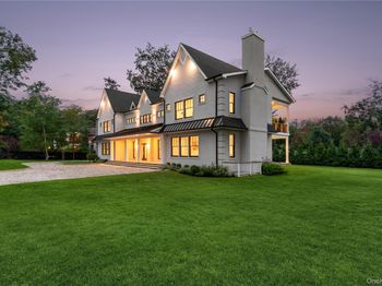 110 Crescent Court