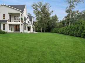 110 Crescent Court, Wading River NY 11792