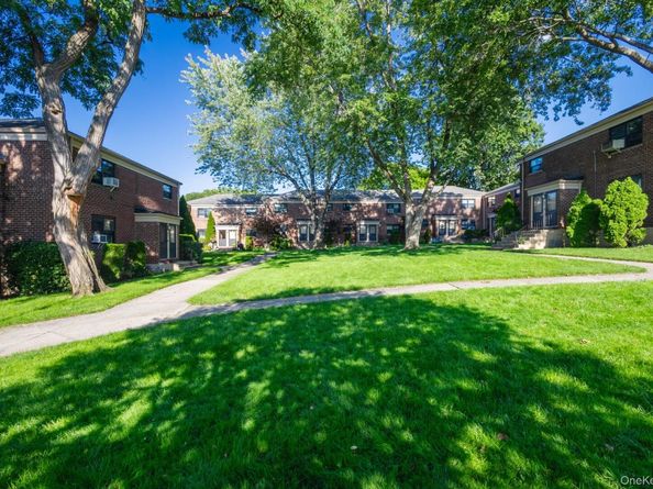 74-67 220th Street B, Bayside NY 11364