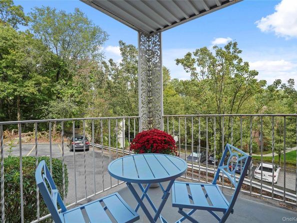 2333 Palmer Avenue 2G, New Rochelle NY 10801