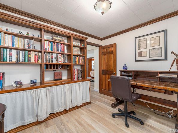 920 Bray Avenue, Laurel NY 11948