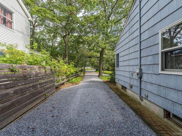 920 Bray Avenue, Laurel NY 11948