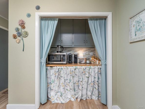 920 Bray Avenue, Laurel NY 11948