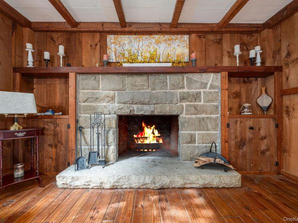 920 Bray Avenue, Laurel NY 11948