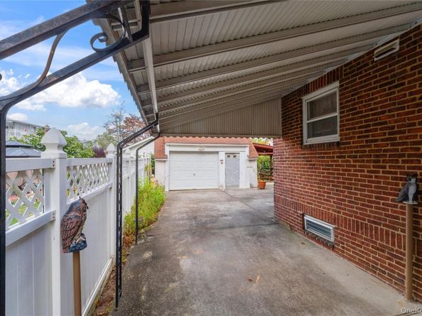 1522 Surprise Street, Elmont NY 11003
