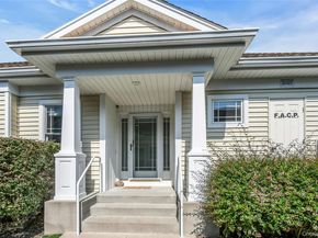 40 Oak Run A Model, Stony Brook NY 11790