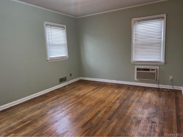 484 Chelsea Road, Oceanside NY 11572