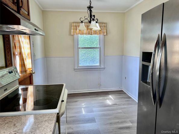 484 Chelsea Road, Oceanside NY 11572