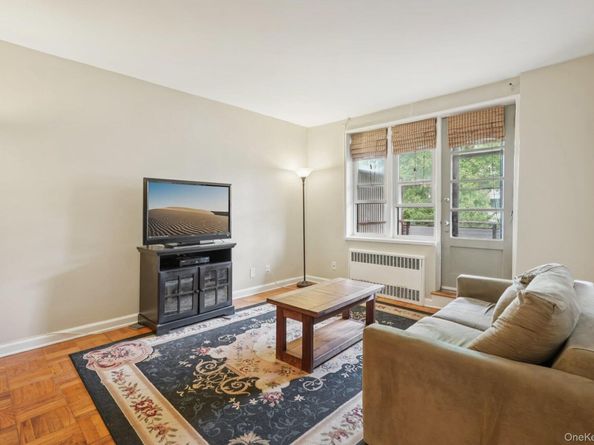 315 King Street 1L, Port Chester NY 10573