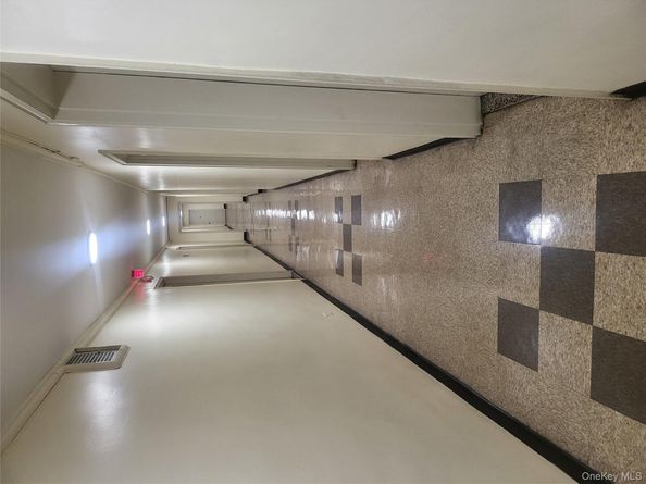 Undisclosed Address #914592, Hollis NY 11423