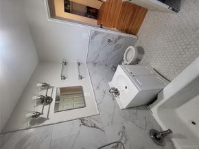 Undisclosed Address #914592, Hollis NY 11423