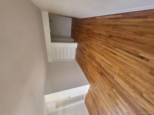Undisclosed Address #914592, Hollis NY 11423